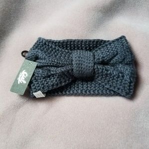 Knitted bow headband NWT